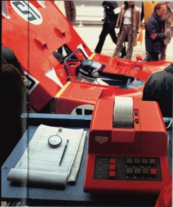 Heuer horloger et chronométreur attitré de Ferrari