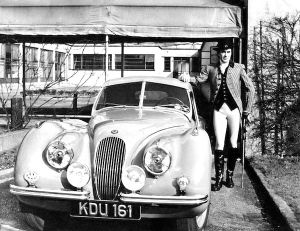 Tyrone Power Jr. et sa Jaguar XK 120