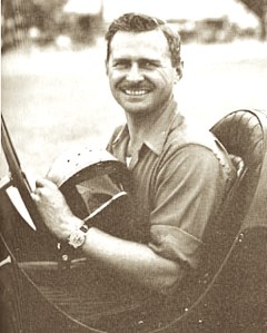 Wilbur Shaw vainqueur avec Maserati des 500 Miles d'Indianapolis de 1939
