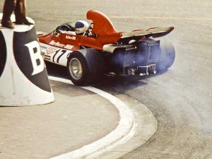 Jean-Pierre Beltoise dans le virage du Grand Hôtel Hairpin lors de sa victoire à Monaco en 1972.