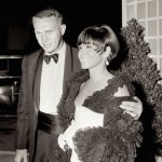 Steve McQueen et Neile Adams lors d'une soirée