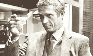 Steve McQueen trinquant dans L'Affaire Thomas Crown