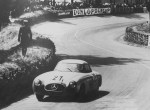 Toujours en 1952, les allemands Hermann Lang et Fritz Riess se sont imposés aux 24 Heures du Mans, toujours grâce à la version W194 de la SL.