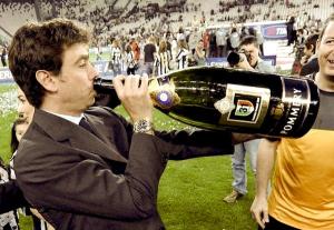Le président de la Juve, Andrea Agnelli, a succédé à ce poste à son grand-père Edoarda, lui aussi féru de football