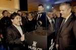 Le marxiste Diego Maradona, jamais le dernier pour se faire offrir une montre Hublot