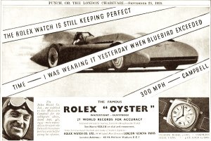 Sir Malcolm Campbell à la conquête du record du monde de vitesse terrestre avec le soutien de Rolex.