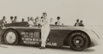 En 1927, Henry Segrave est le premier à battre un record du monde de vitesse sur la plage de Daytona, avec sa Sunbeam 1 000 hp.