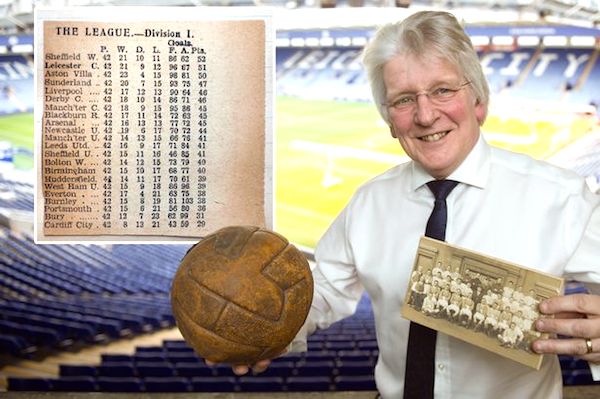 L'historien John Hutchinson nous rappelle ici que Leicester City avait échoué à la deuxième place du championnant anglais lors de la saison 1928 - 1929