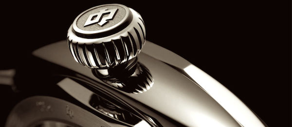 Couronne ornée du logo Panerai