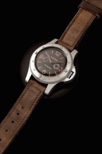 Panerai Egiziano destinée à l'armée égyptienne en 1956, année d'arrivée au pouvoir du premier président de la république du pays, Gamal Abdel Nasser