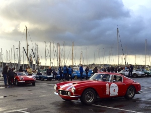 Ferrari 275 GTB et 250 GT Berlinetta SWB, sur le port de Saint Malo, lors du Tour Auto 2017