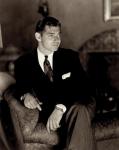 L'élégant Clark Gable au début de sa gloire d'acteur avec une Tank au poignet