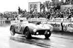 Maurice Trintignant, vainqueur des 24 Heures du Mans 1954 sur Ferrari 375 Plus