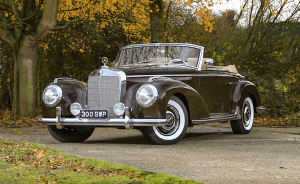 Mercedes-Benz 300 S Roadster