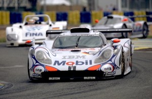 Porsche 911 GT1 LM (1998) vainqueur des 24 Heures du Mans 1998